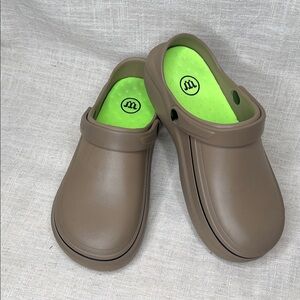 Brown Slip-On Clogs with Green Insole